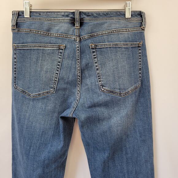 Liverpool Boyfriend Jeans Medium Wash Size 8 - Picture 5 of 16